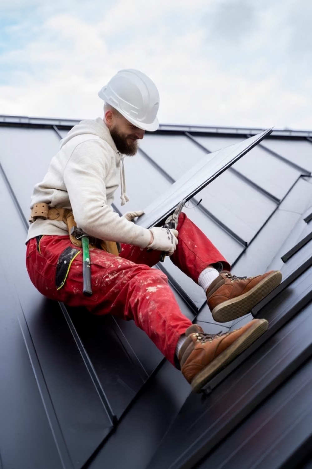 Gendir Roofing crew on a Mason, OH roof replacement