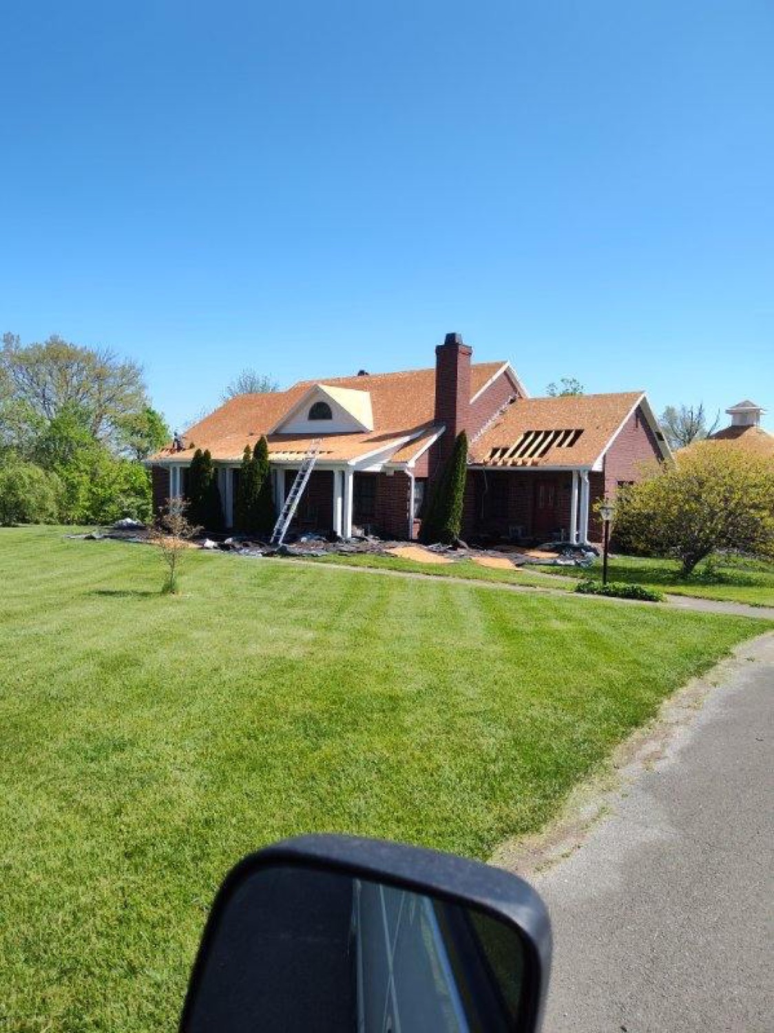 Cincinnati area home with new roof and siding